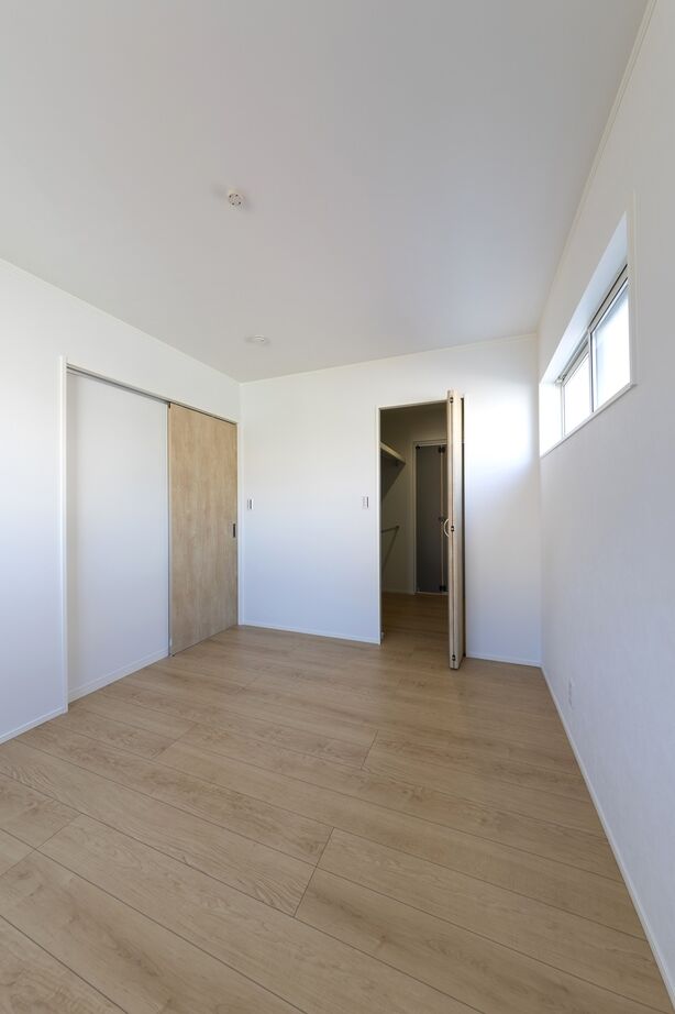 SUNSHOW 夢ハウス 岐阜・美濃加茂スタジオ 【1000万円台/20坪】お互いが気兼ねなく過ごせる居室配置がポイント。家事効率にもこだわった二世帯住宅の建築実例画像6