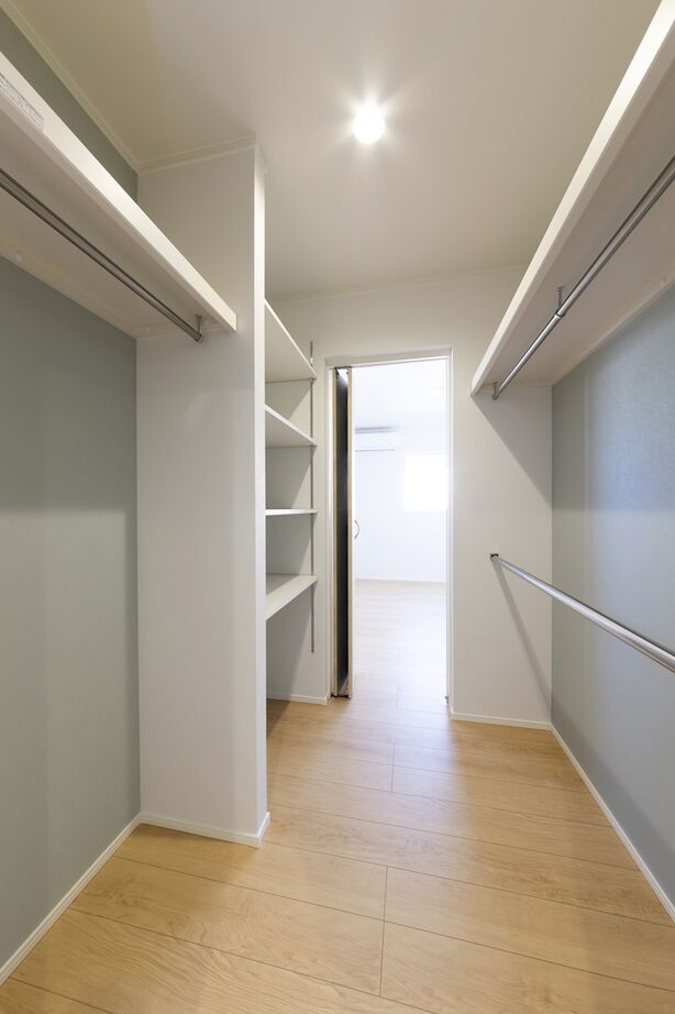 SUNSHOW 夢ハウス 岐阜・美濃加茂スタジオ 【1000万円台/20坪】お互いが気兼ねなく過ごせる居室配置がポイント。家事効率にもこだわった二世帯住宅の建築実例画像7