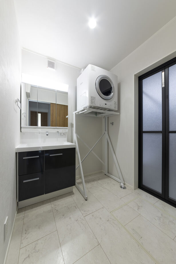 SUNSHOW 夢ハウス 岐阜・美濃加茂スタジオ 【1000万円台/20坪台/3LDK】独身である20代前半に購入。収納豊富で快適な暮らしを長く楽しめる家の建築実例画像7