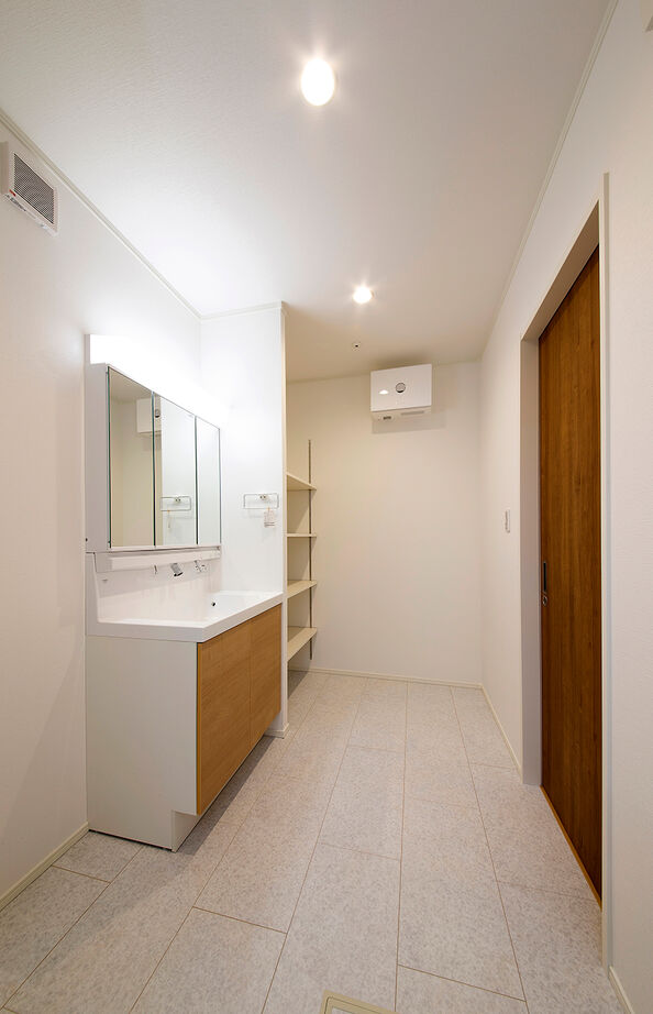 SUNSHOW 夢ハウス 岐阜・美濃加茂スタジオ 【平屋/1000万円台/20坪】希望の支払額内で土地探しから間取り設計まで提案。高齢の両親とも暮らせる平屋の建築実例画像6