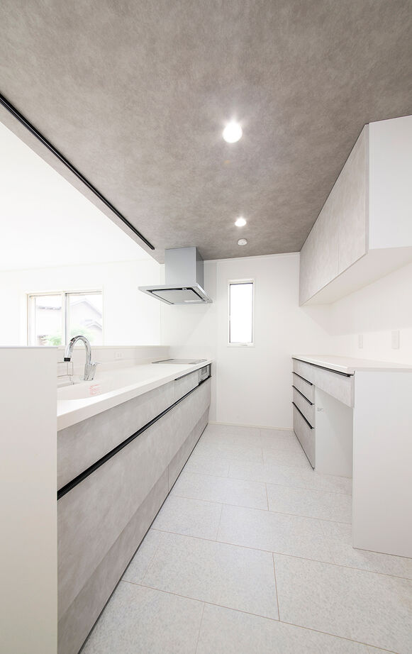 SUNSHOW 夢ハウス 岐阜・美濃加茂スタジオ 【2000万円台/30坪台/太陽光発電/全室6畳以上】ゆとり空間に拘りながら高性能設備で無理のない支払いも実現の建築実例画像4