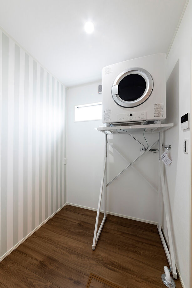 SUNSHOW 夢ハウス 岐阜・美濃加茂スタジオ 【平屋/1000万円台/19坪/収納充実】シンプルな動線と間取り配置で家事を効率化したL字型の平屋住宅の建築実例画像6