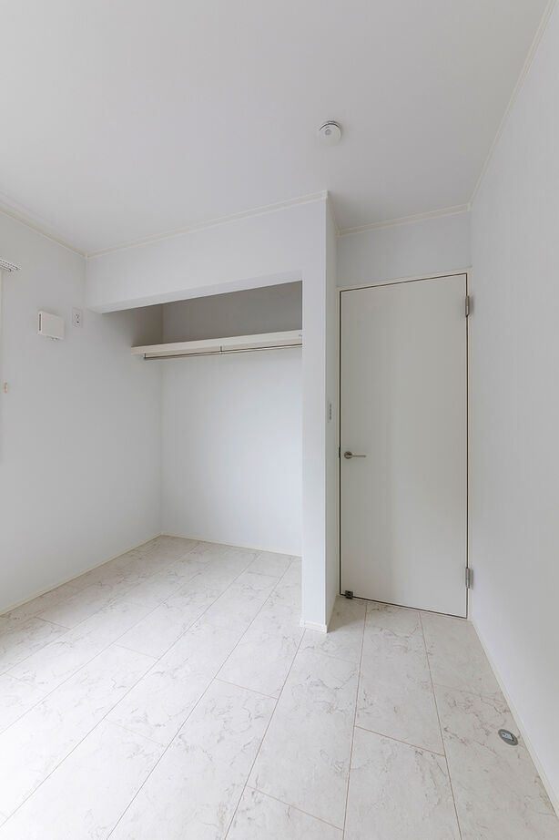 SUNSHOW 夢ハウス 岐阜・美濃加茂スタジオ 【平屋/1000万円台/21.5坪/大開口/家事ラク動線】ホテルライクでシックにカッコよくまとめた夫婦の平屋の建築実例画像6