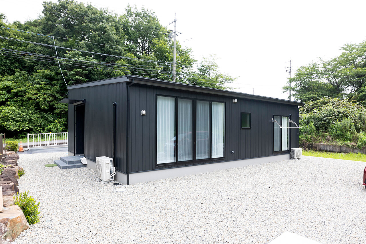 SUNSHOW 夢ハウス 岐阜・美濃加茂スタジオ 【平屋/1000万円台/21.5坪/大開口/家事ラク動線】ホテルライクでシックにカッコよくまとめた夫婦の平屋の建築実例画像10