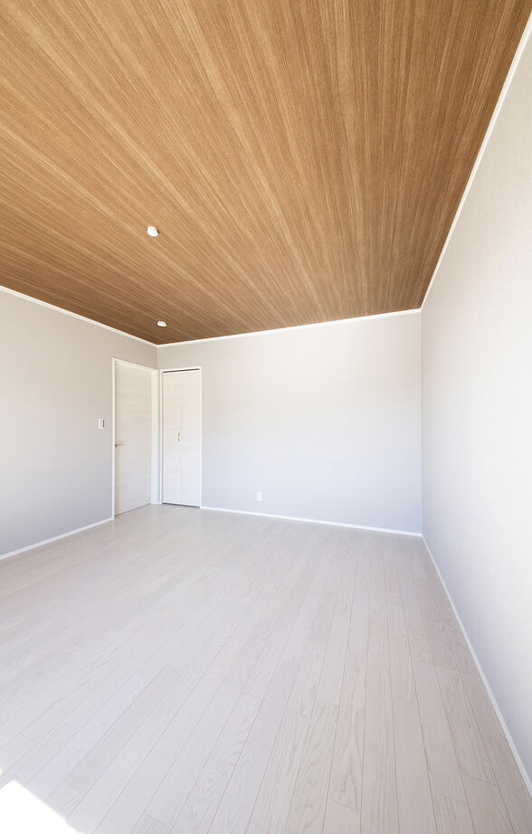 SUNSHOW 夢ハウス 岐阜・美濃加茂スタジオ 【1000万円台/30坪台/4LDK/畳コーナー】ゆとりある22.5畳のLDK。家族の笑顔が自然と集まる家の建築実例画像5