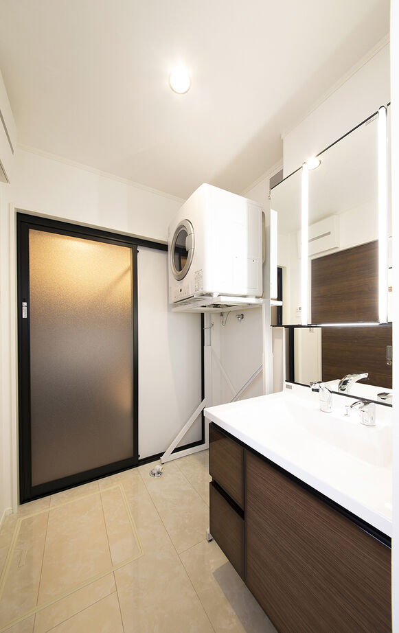 SUNSHOW 夢ハウス 岐阜・美濃加茂スタジオ 【1000万円台/30坪台/4LDK/畳コーナー】ゆとりある22.5畳のLDK。家族の笑顔が自然と集まる家の建築実例画像7