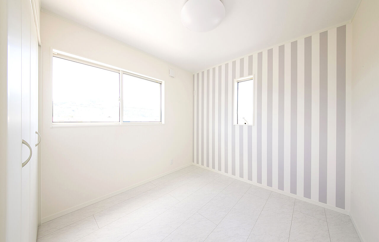 SUNSHOW 夢ハウス 岐阜・美濃加茂スタジオ 【1000万円台/20坪台/3LDK/土間収納】モノトーンの洗練空間。赤い玄関扉の家の建築実例画像6