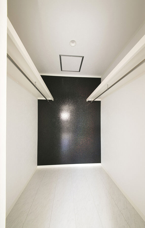 SUNSHOW 夢ハウス 岐阜・美濃加茂スタジオ 【1000万円台/20坪台/3LDK/土間収納】モノトーンの洗練空間。赤い玄関扉の家の建築実例画像7