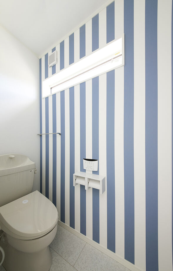 SUNSHOW 夢ハウス 岐阜・美濃加茂スタジオ 【1000万円台/20坪台/3LDK/土間収納】モノトーンの洗練空間。赤い玄関扉の家の建築実例画像8