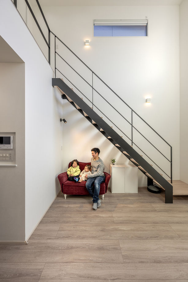 アーキテクト/一級建築士事務所 【大阪府岸和田市/1900万円台/間取り図掲載】20代の若さで夢を実現。現場を熟知する一級建築士の技が随所にの建築実例画像