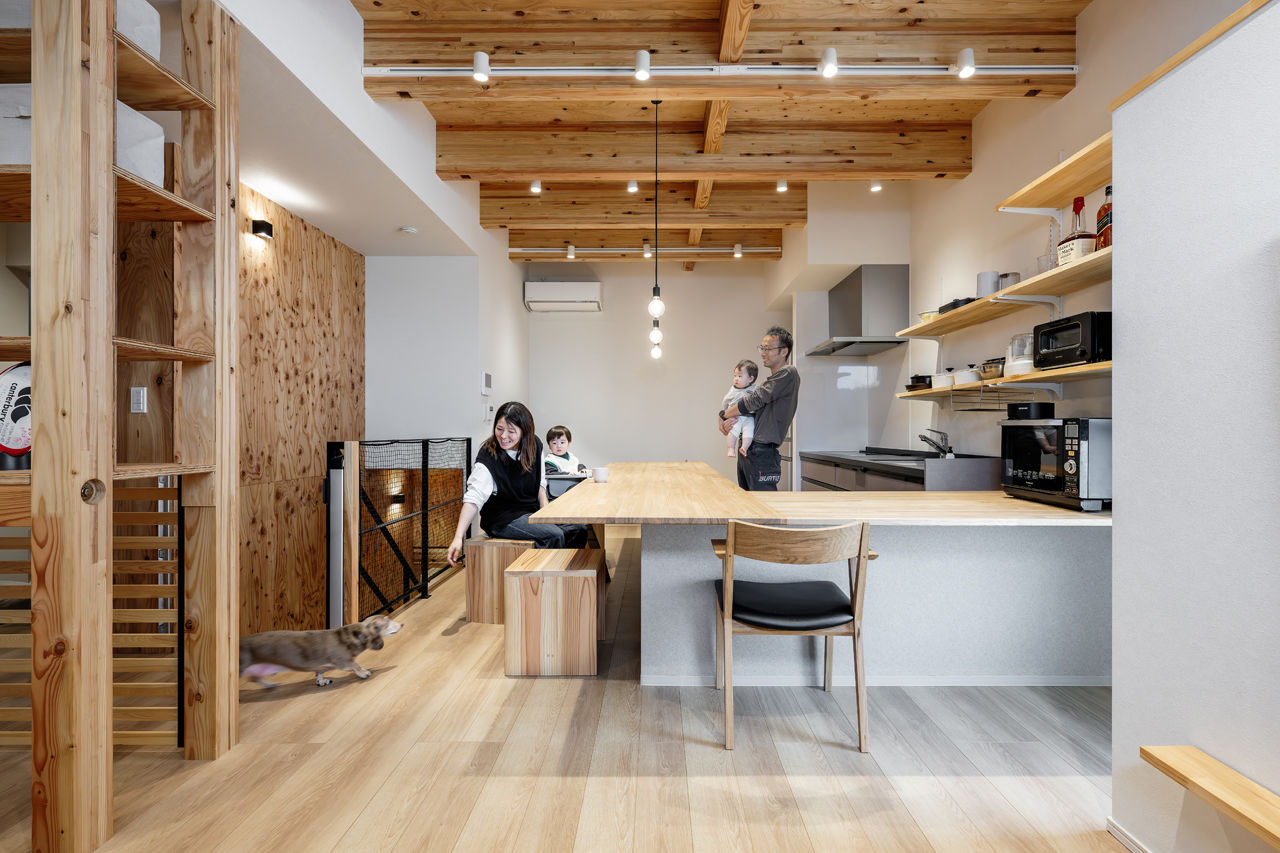 アーキテクト/一級建築士事務所 【大阪府堺市/2000万円台/敷地30坪/間取り図掲載/ZEH】2階LDKに家族が集う家。ルーフバルコニーで開放感をの建築実例画像