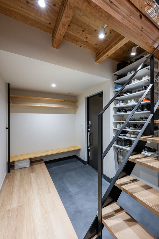 アーキテクト/一級建築士事務所 【大阪府堺市/2000万円台/敷地30坪/間取り図掲載/ZEH】2階LDKに家族が集う家。ルーフバルコニーで開放感をの建築実例画像4