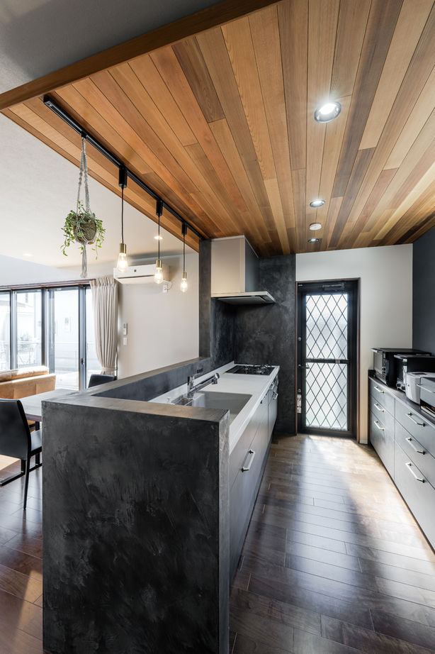 アーキテクト/一級建築士事務所 【大阪府泉佐野市/2000万円台/間取り図掲載】スタイリッシュなフレームハウス。大胆な吹抜けが家族をつなぐの建築実例画像7