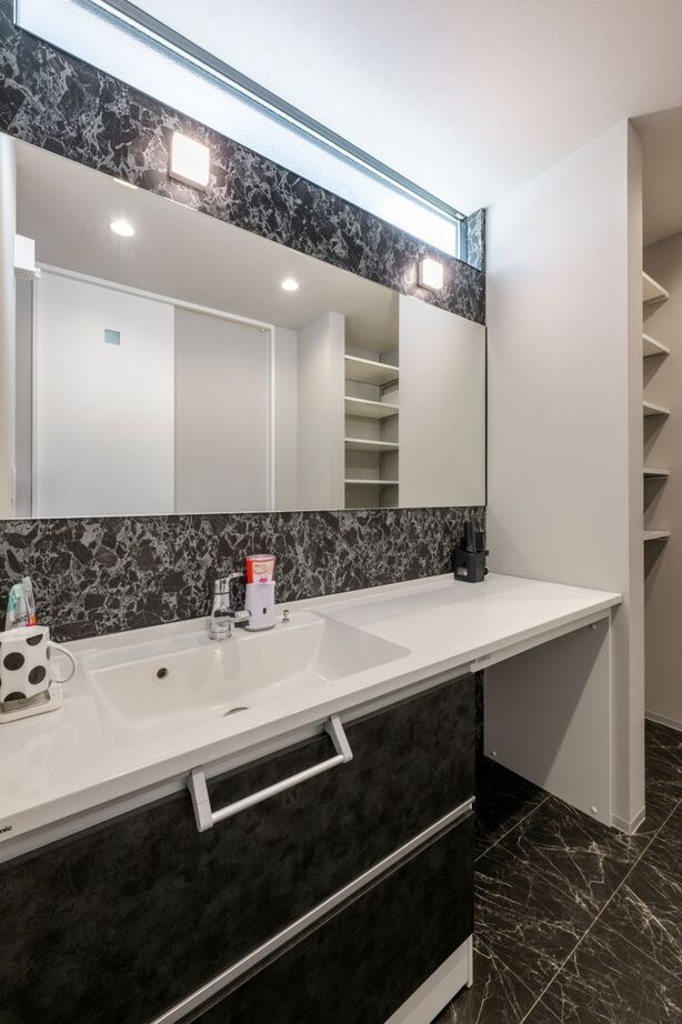 アーキテクト/一級建築士事務所 【橋本市/ホテルライク/平屋/中庭/BBQ/2000万円台/間取り図】コの字型「ワンちゃんファースト」の住まいの建築実例画像8