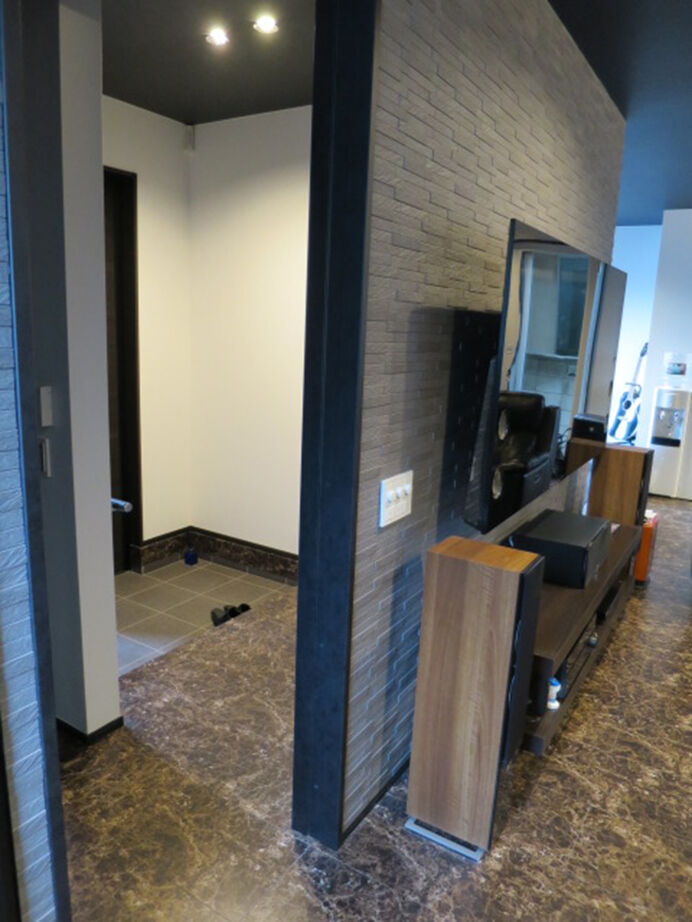 門間工務店 【埼玉県/2000万円台/47坪/モダン】生活感を感じさせない非日常を楽しむ。洗練されたモノトーンシックな家の建築実例画像8