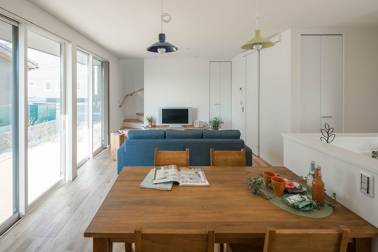 シンプルハウス 【1500万円以下/30坪台/間取り図】黒ガルバの窓がない家。開放的なリビングで心地好く暮らす/1000万円台の建築実例画像6