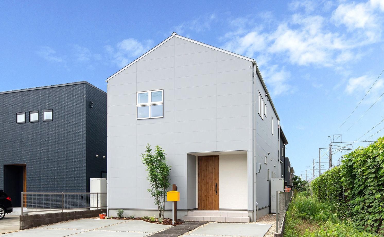 Suumo 1654万円 おしゃれな階段のある三角屋根の家 家事ラクの間取りもお気に入り シンプルハウス の建築実例詳細 注文住宅