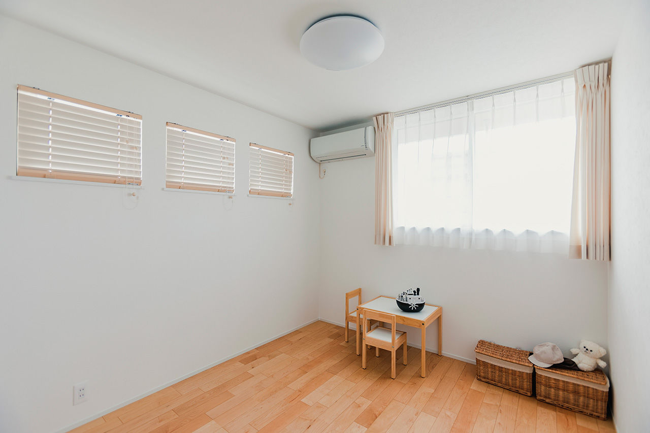 シンプルハウス 【1900万円台/延床30坪台/間取り図有】家族をそっと包み込むような、やさしい印象のホワイトの家の建築実例画像9