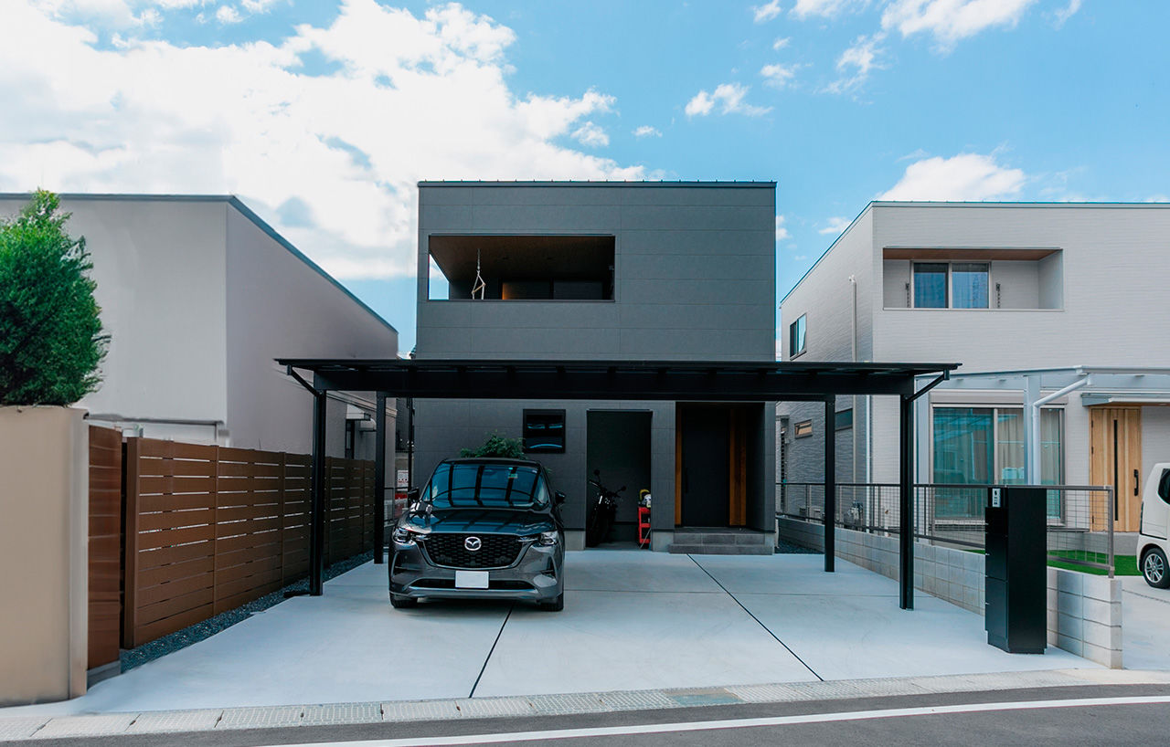 シンプルハウス 【2200万円台/延床30坪台/間取り図有】2階リビング×大きなインナーバルコニーのある、ホテルライクな家の建築実例画像