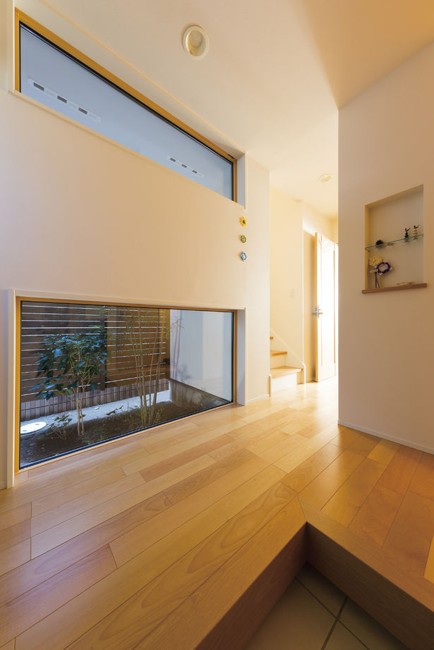 一級建築士事務所　ホームスタイリング 【2000万円台/32坪/間取り図有/スキップフロア】狭い土地でも中庭や吹抜けを実現。開放的に暮らせる住まいの建築実例画像10