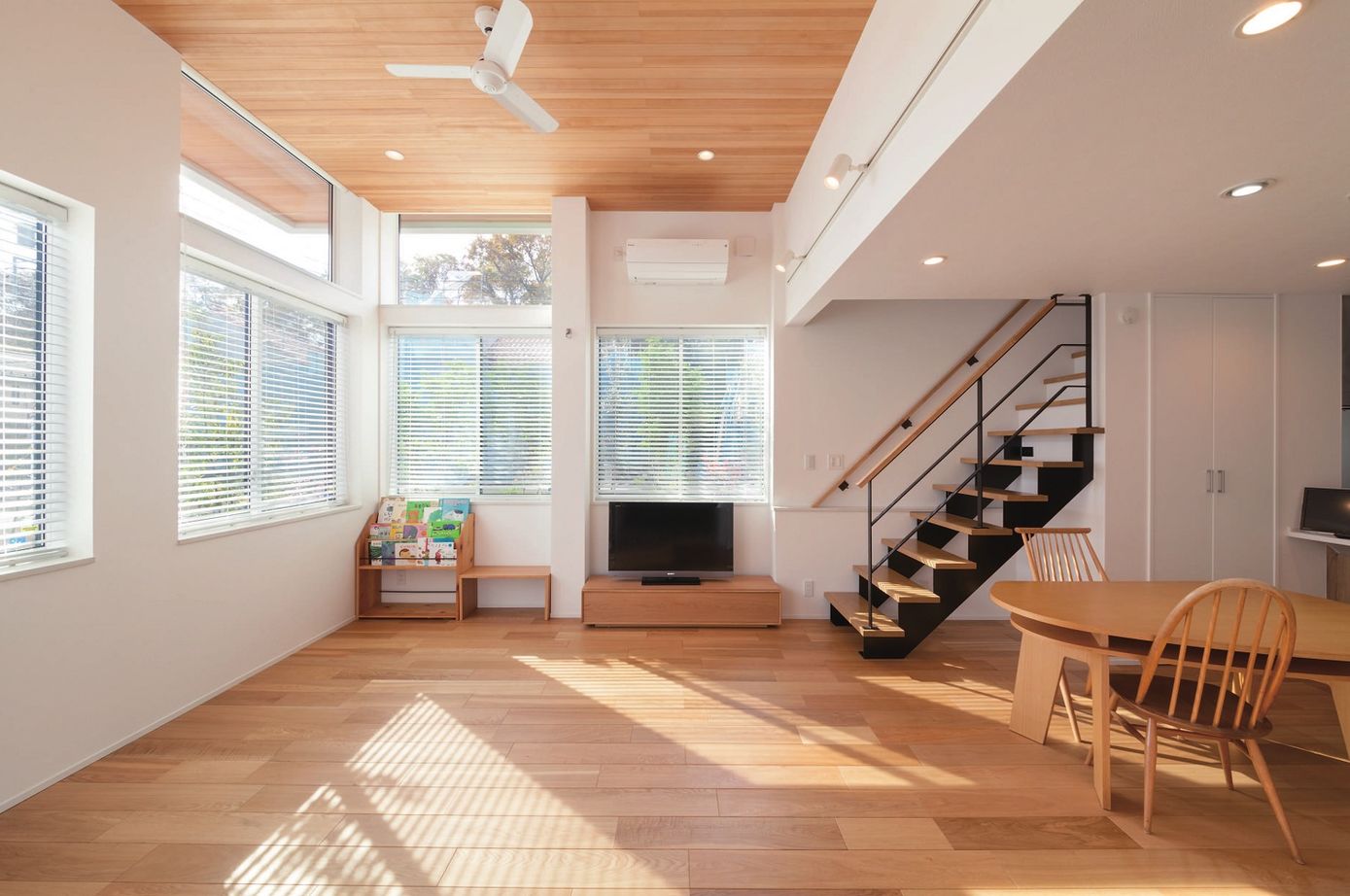 一級建築士事務所　ホームスタイリング 【2000万円台/キューブ型】プライベート空間を楽しむナチュラルモダンな外観が美しい家の建築実例画像2