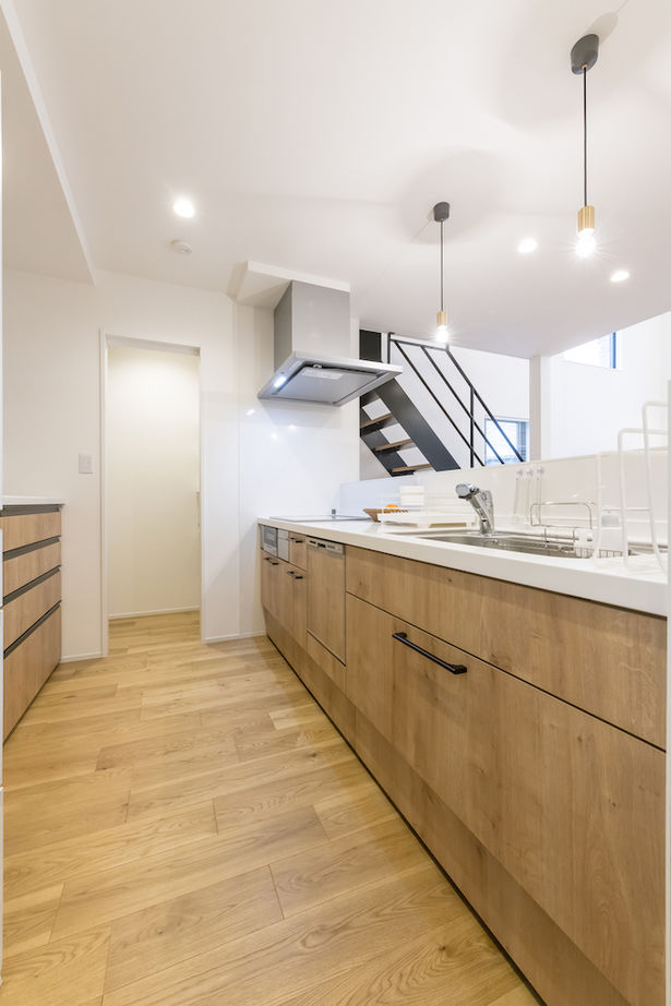 一級建築士事務所　ホームスタイリング 【2700万円台/33坪/間取り有/ルーフバルコニー】光と風があふれる２階リビングのビルトインガレージハウスの建築実例画像6