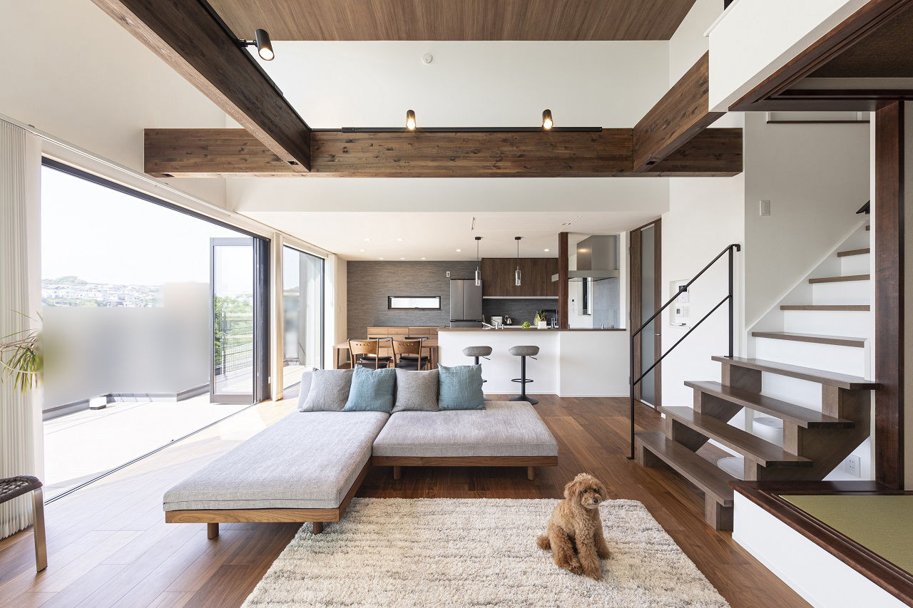 一級建築士事務所　ホームスタイリング 【33坪/間取り/2階リビング/ルーフバルコニー/ロフト】自然と海を一望できるリゾートホテルのような住まいの建築実例画像2