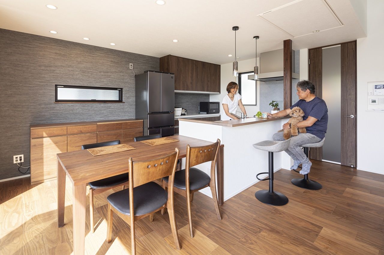 一級建築士事務所　ホームスタイリング 【33坪/間取り/2階リビング/ルーフバルコニー/ロフト】自然と海を一望できるリゾートホテルのような住まいの建築実例画像4