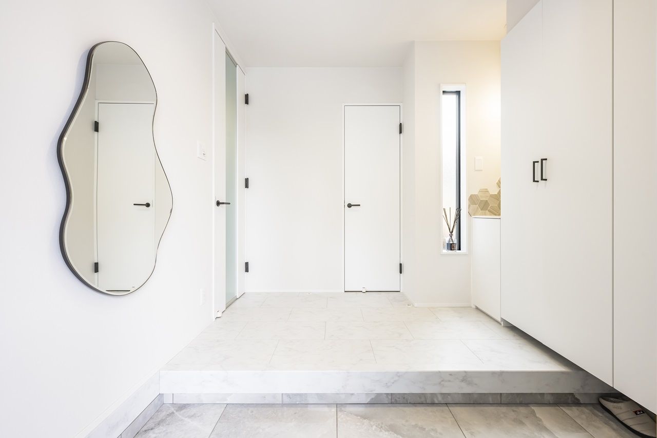 一級建築士事務所　ホームスタイリング 【4000万円台/36.6坪/間取り/吹き抜け/中庭/防音】みんなが趣味を楽しむシンプルモダンなホテルライクな家の建築実例画像10