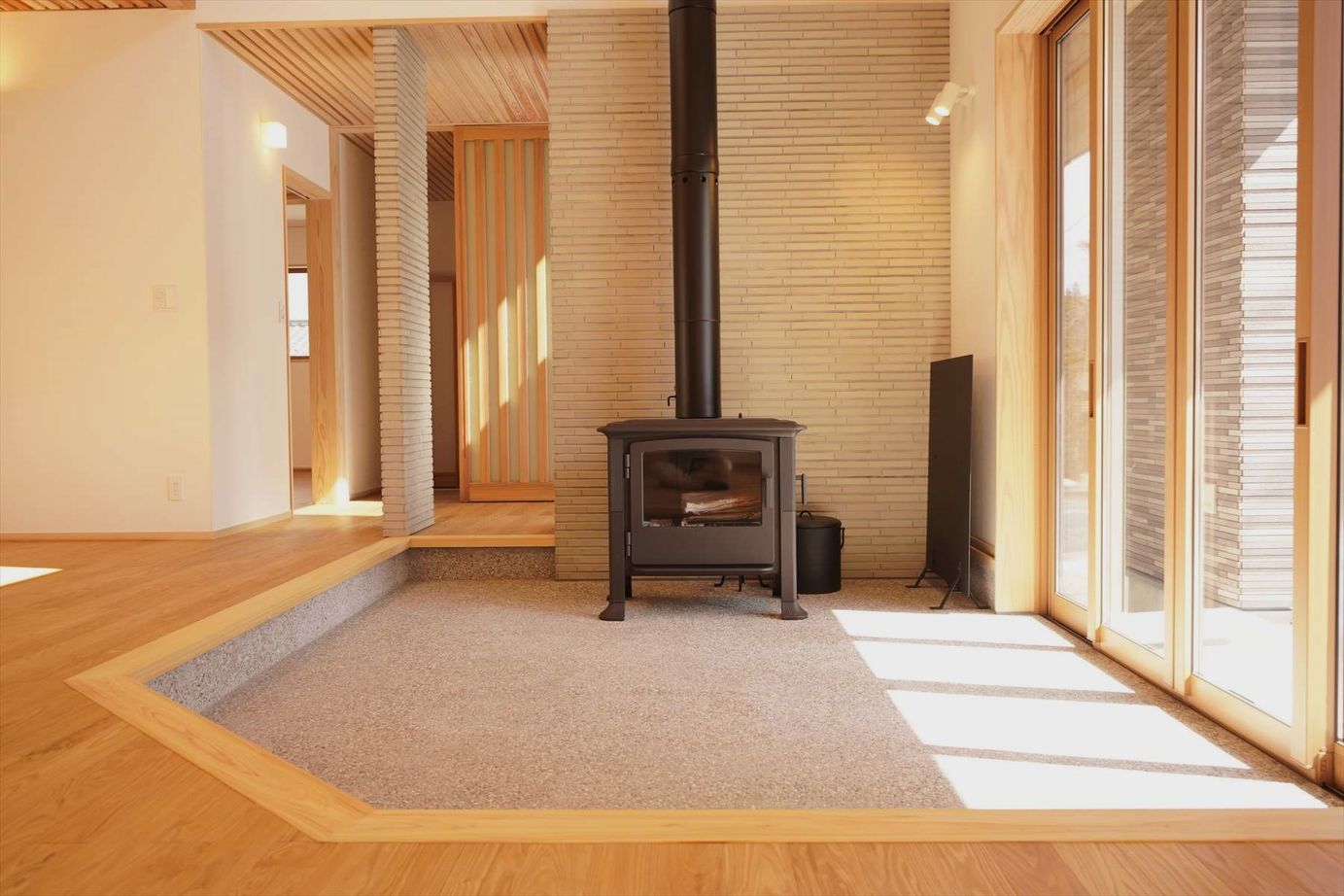 工房信州の家／フォレストコーポレーション 【3LDK・別荘・土間・薪ストーブ】美しい片流れ屋根の家の建築実例画像7