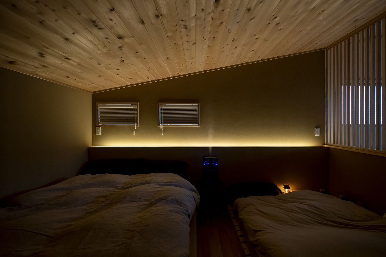 工房信州の家／フォレストコーポレーション 【3LDK・コの字型キッチン・薪ストーブ】陰影を楽しむ、Barのような住まいの建築実例画像10