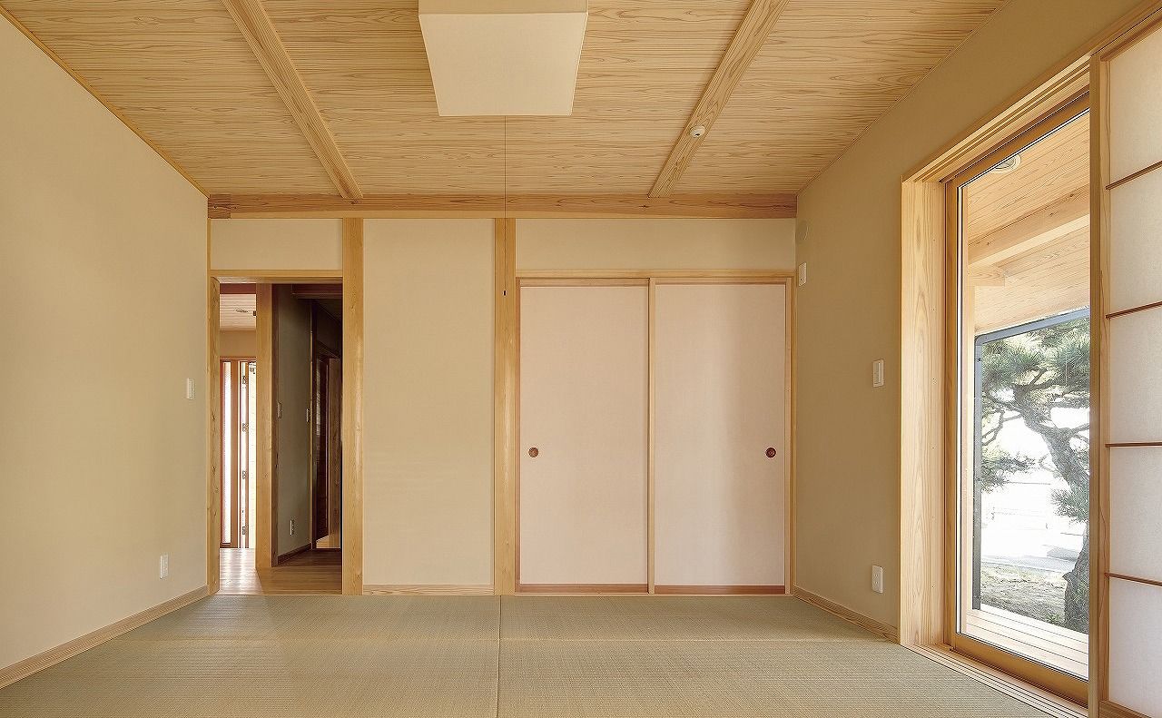 家守 【41坪/3100～3199万円/平屋＋αの家】会話を重ね理想の暮らしをカタチに懐かしさに似た癒しを感じる住空間の建築実例画像4