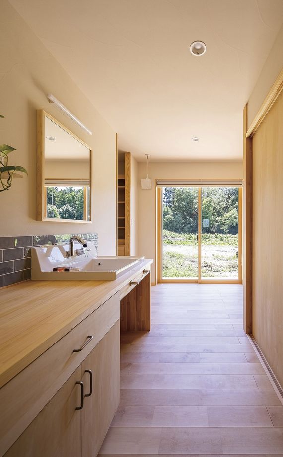 家守 【間取り図有/39坪/2,800～2,899万円 】リビングを中心に和室や子ども部屋がつながる平屋の家の建築実例画像7