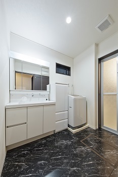 清栄コーポレーション 【京都市内/狭小３階建て/間取り図有】価格1500万円台と大満足の予算！やっとたどり着いた思い通りの家の建築実例画像6