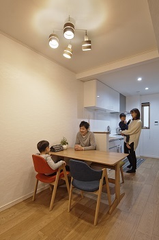 清栄コーポレーション 【京都市内/狭小３階建て/間取り図】＼価格1500万円まで／決め手は、敷地14坪に間口めいっぱいに建ったからの建築実例画像2