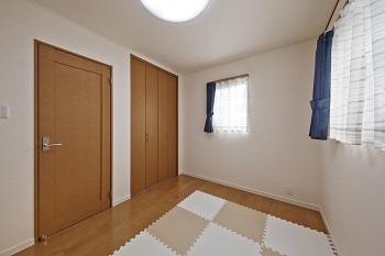 清栄コーポレーション 【京都市内/狭小３階建て/間取り図】＼価格1500万円まで／決め手は、敷地14坪に間口めいっぱいに建ったからの建築実例画像3