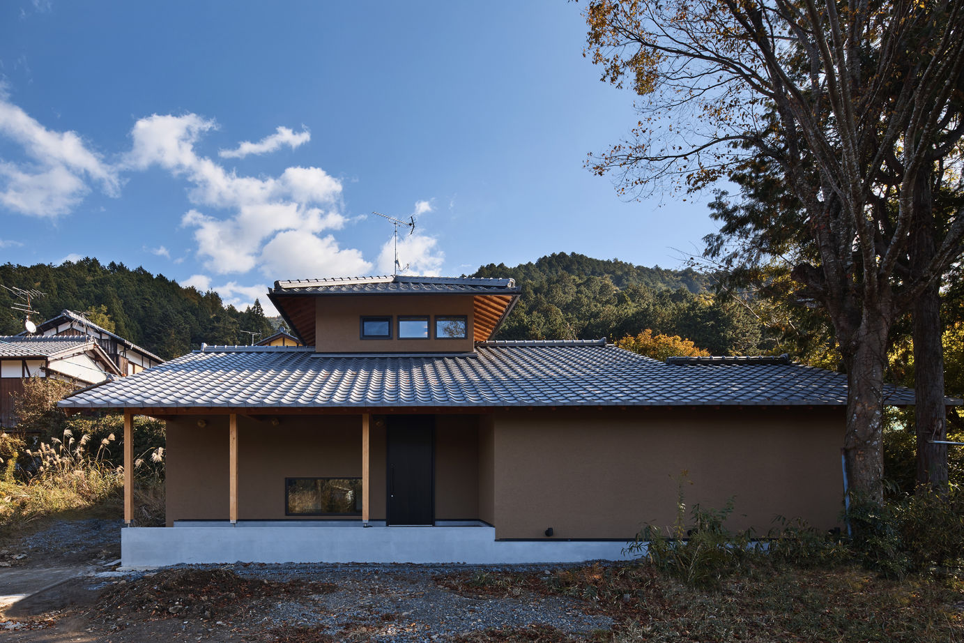 清栄コーポレーション 【京都市内/平屋】周囲の景色を取り込みながら、開放感に包まれる自然と調和した和モダンな癒しの住まいの建築実例画像6