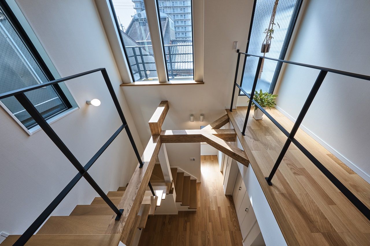 清栄コーポレーション 【京都市】３階建【1500万円～1999万円】狭小住宅でものびのび。梁はキャットウォークにの建築実例画像6