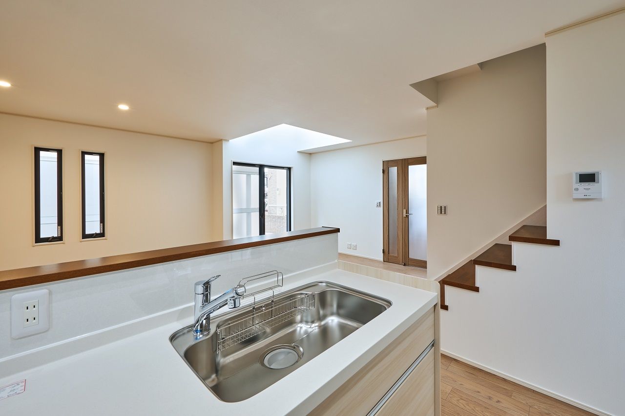 清栄コーポレーション 【京都市】2階建【1500万円～1999万円】大きな軒とバルコニーが印象的な、カッコイイ家の建築実例画像6