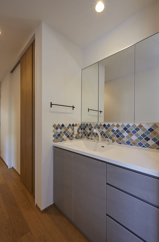 ストークホーム 【岐阜市×3000万円台×間取り図有】全館空調とビルトインガレージ、材料提供でコストカットも実現！の建築実例画像8