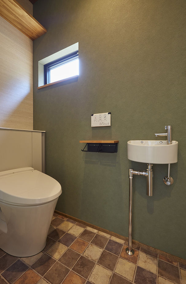 ストークホーム 【岐阜市×3000万円台×間取り図有】全館空調とビルトインガレージ、材料提供でコストカットも実現！の建築実例画像9