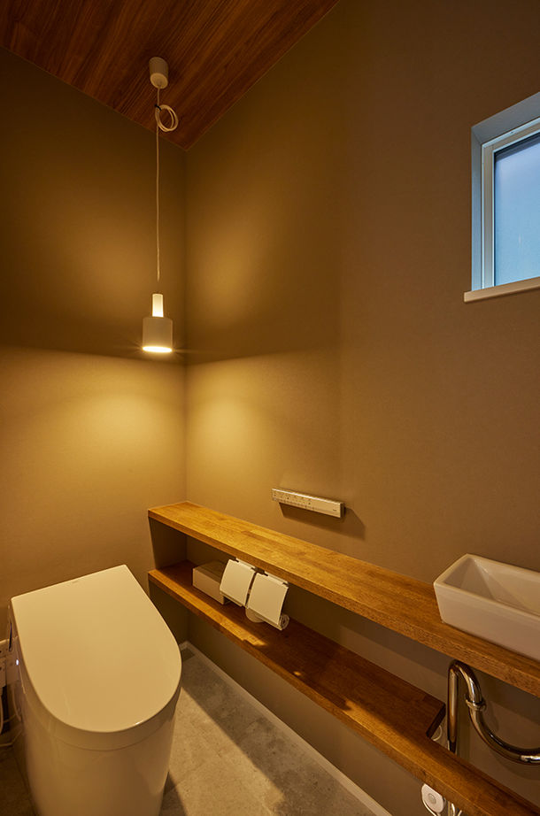 ストークホーム 【平屋×ガレージ×中庭×間取り図有】中庭×回遊動線。ソトに閉じウチに開く、2000万円台で叶えた平屋の建築実例画像16