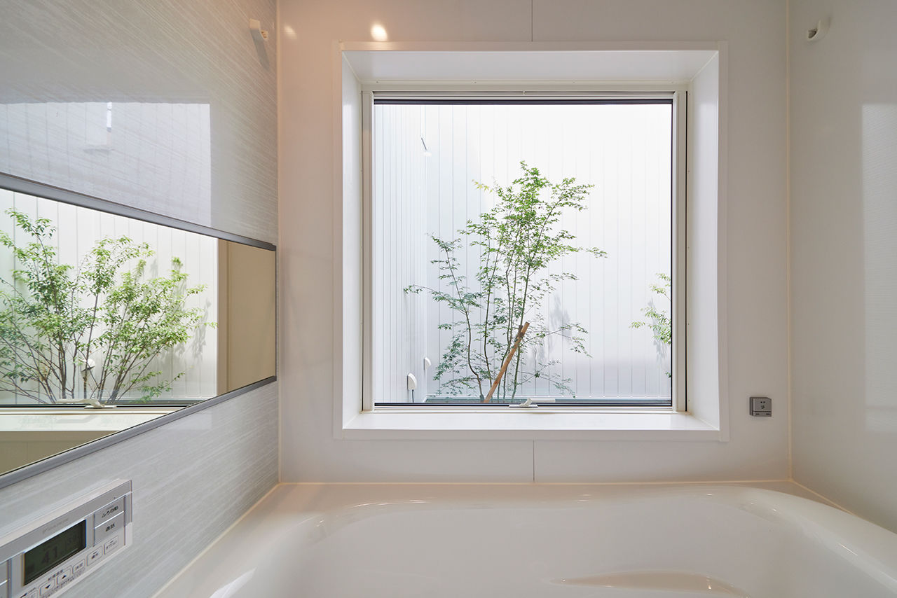 ストークホーム 【アウトドアリビング×ガレージ】外に閉じた2つの庭。暮らしを豊かにする「余白」があるコンパクトな家の建築実例画像5