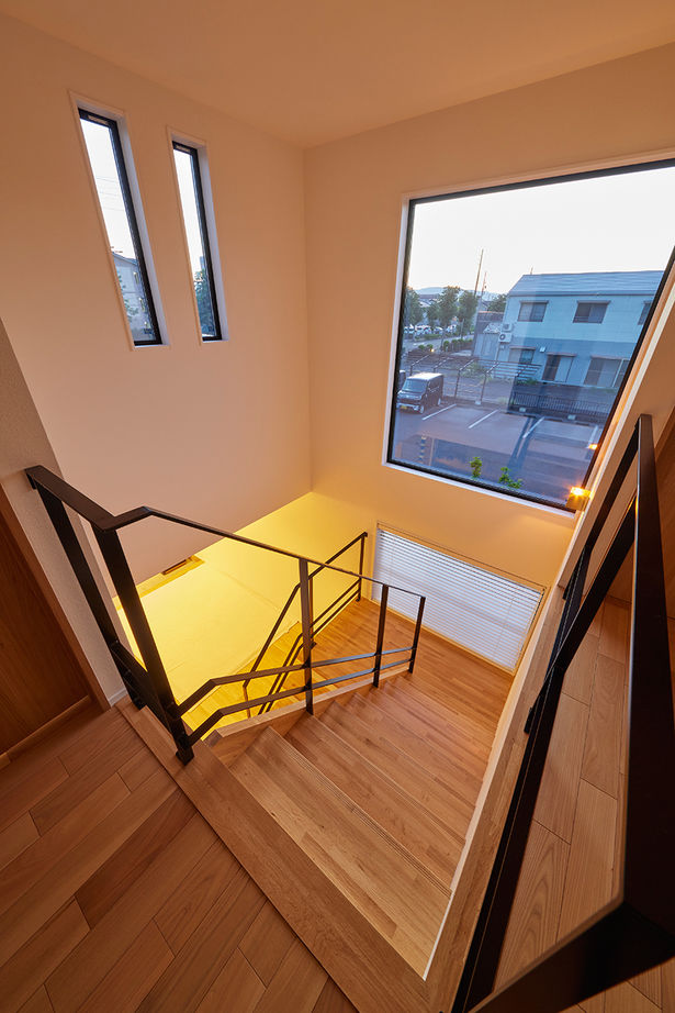 ストークホーム 【3000万円台×自然素材】土間リビングにオープン階段。スタイリッシュな中にも自然を感じられる家の建築実例画像8