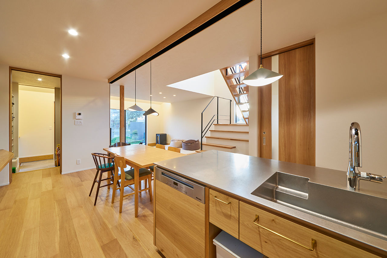 ストークホーム 【3000万円台×自然素材】土間リビングにオープン階段。スタイリッシュな中にも自然を感じられる家の建築実例画像9