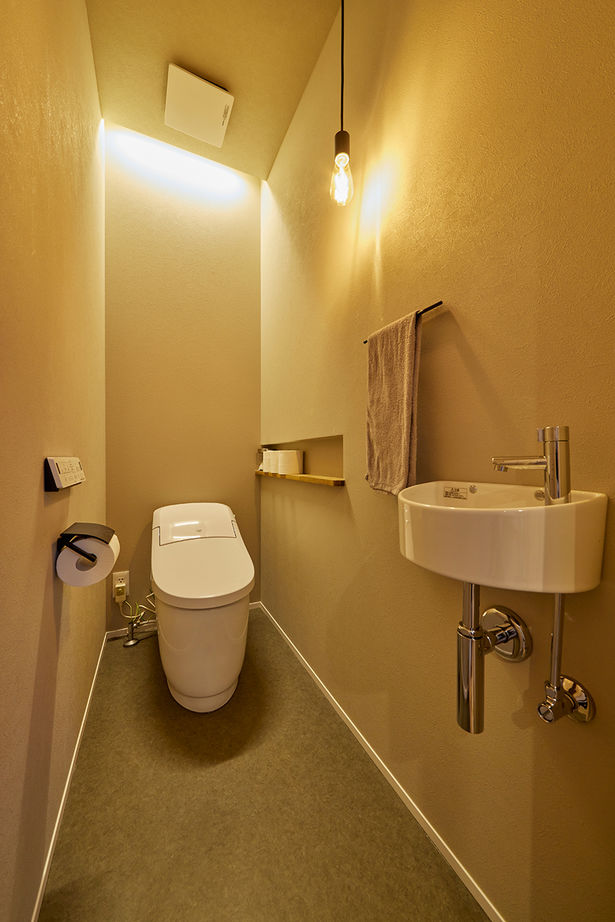 ストークホーム 【2000万円台×平屋】窓から桜の木を眺める暮らし。高天井で開放感たっぷり、外とつながるナチュラルな平屋の建築実例画像10