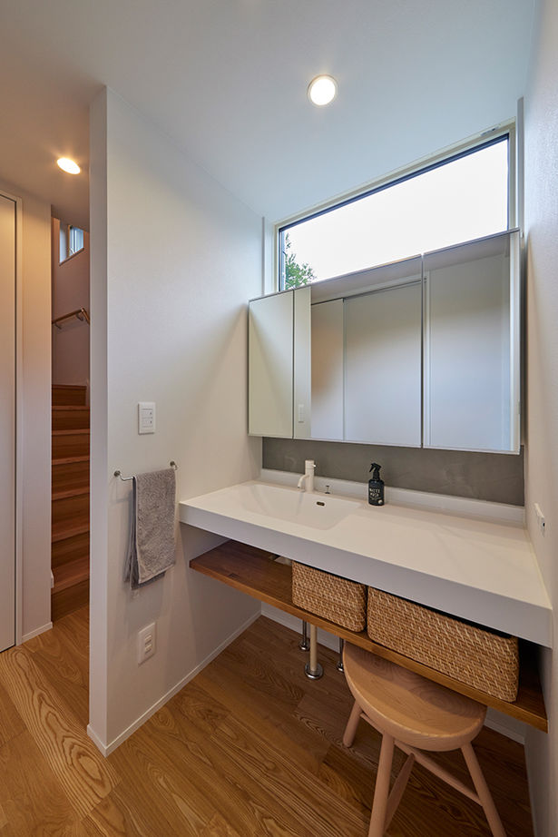 ストークホーム 【岐阜市×2000万円台×間取り図有】上質でシンプルな建築家デザイン。庭とリビングがつながるコの字型の家の建築実例画像18