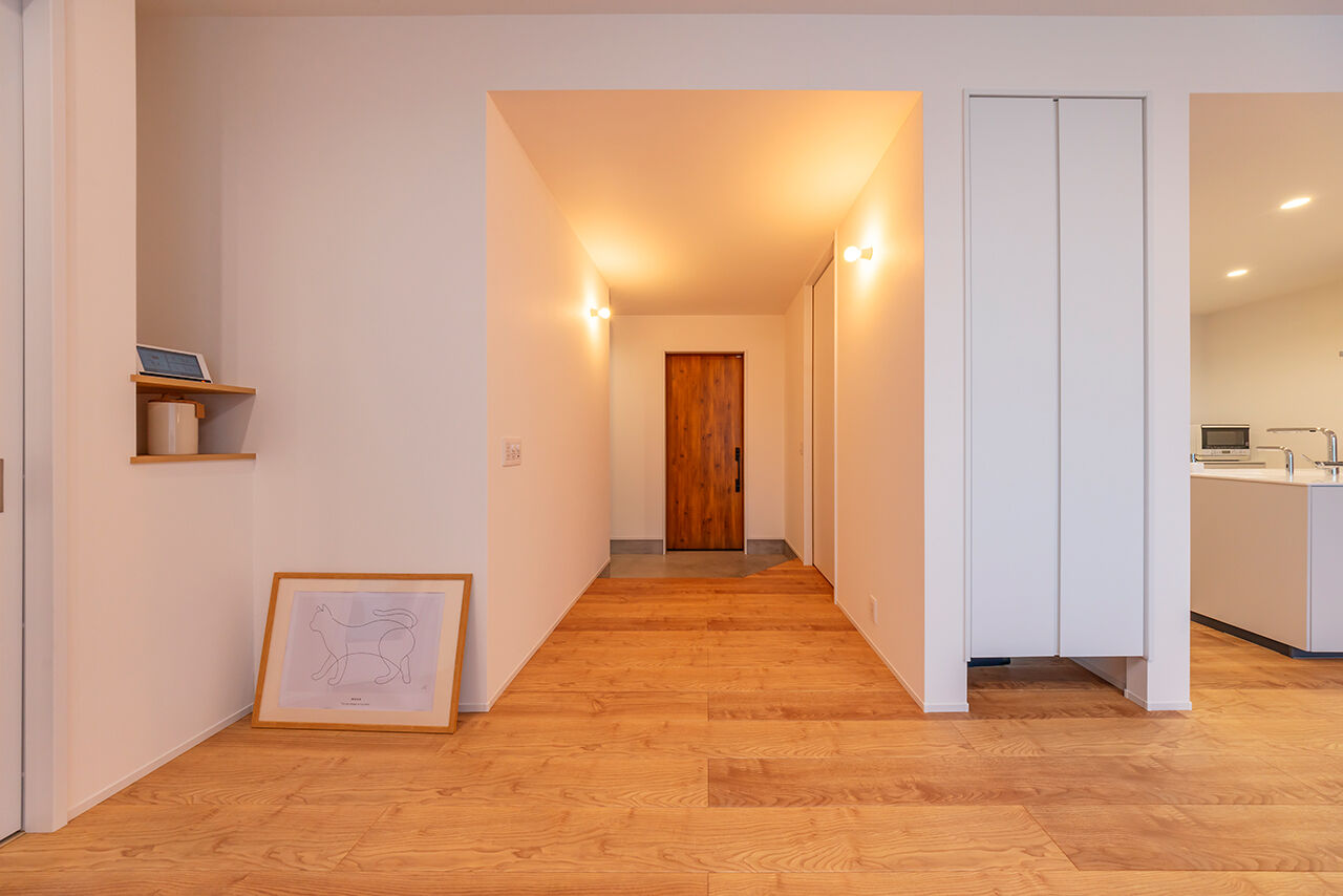 ストークホーム 【平屋×延床30坪台×間取り図有】コンパクトな動線でシンプルに暮らす。白いガルバリウムの平屋の建築実例画像10