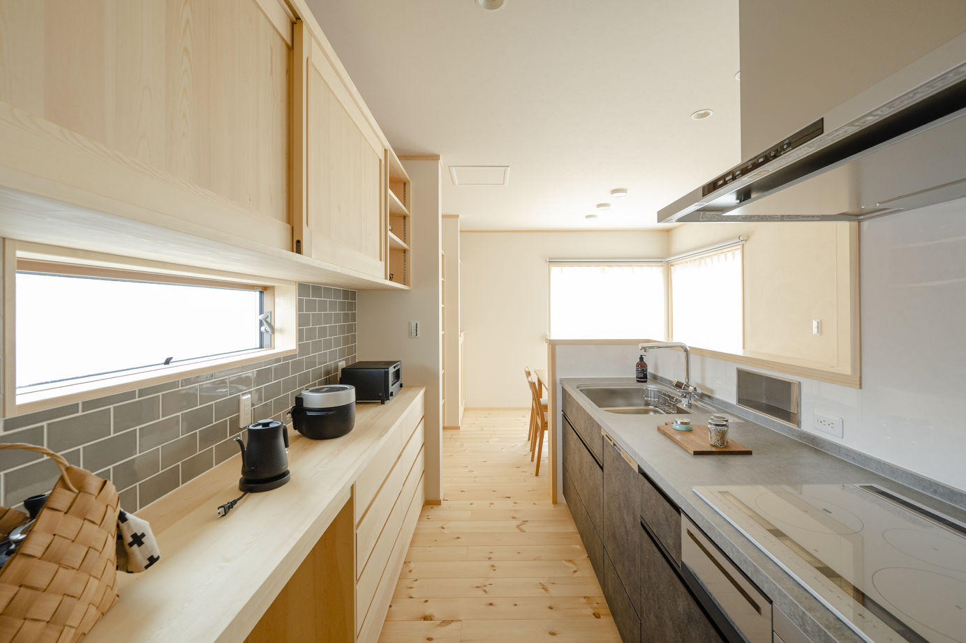 新日本建設 【二世帯/3世代同居/家事ラク動線】6人家族が気兼ねなく暮らせる将来も安心の二世帯住宅の建築実例画像6