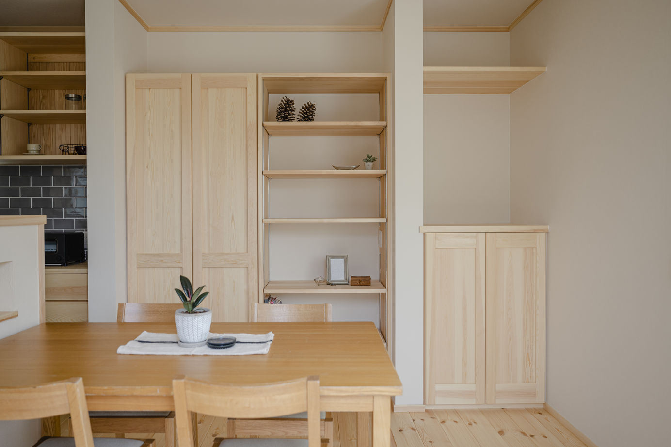 新日本建設 【二世帯/3世代同居/家事ラク動線】6人家族が気兼ねなく暮らせる将来も安心の二世帯住宅の建築実例画像7